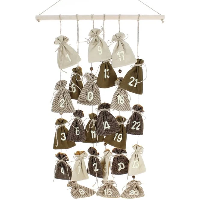 MICA Living Adventskalender Säckchen - Aus Textil Und Holz - 48x82 Cm 1 MICA Living Adventskalender Säckchen - Aus Textil Und Holz - 48x82 Cm